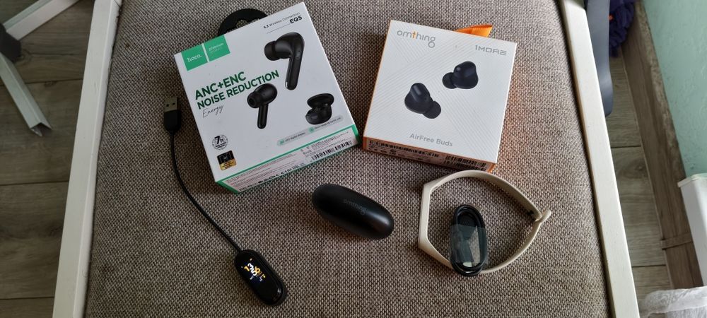 MI Band 4 NFC / 1More Freebuds / Hoco EQ5 навушники та браслет