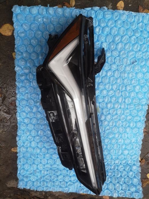 Фара правая левая Acura zdx 2024