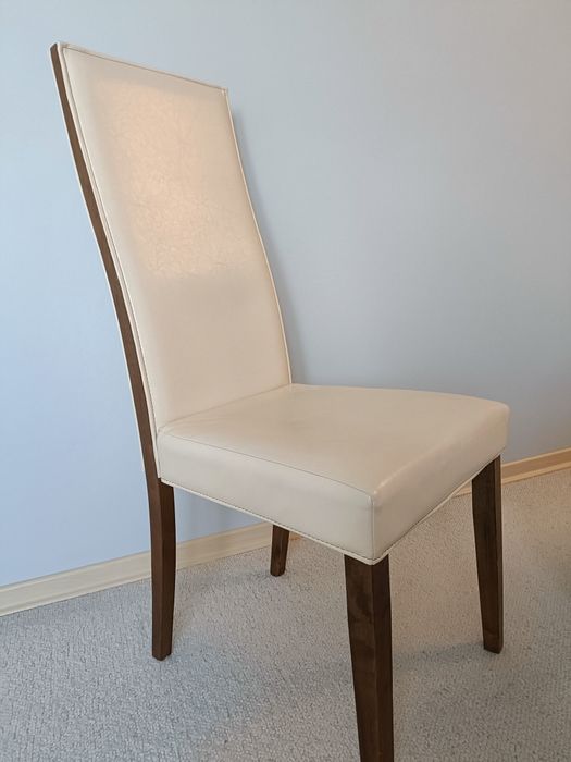 Krzesła (ekoskóra+drewno) 6 sztuk