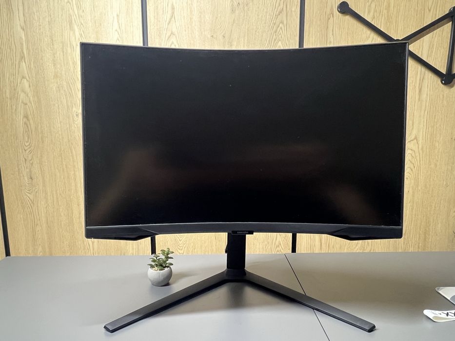 Монітор Samsung Odyssey g6 27" 240hz Wqhd