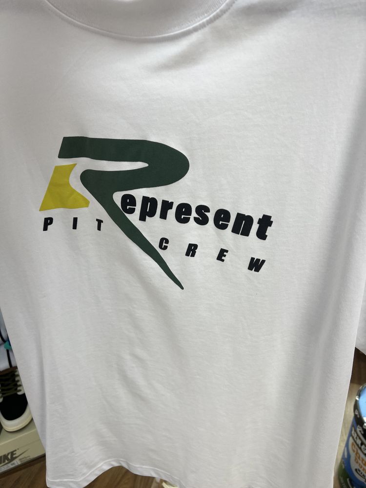 Футболка Represent “Pit Crew” White Logo