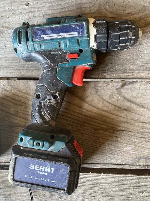 Продам шуроповерт