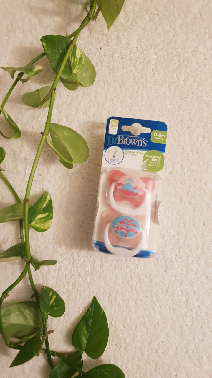 Dr Browns Dr Brown's smoczek smoczki 0-6m gryzak butelka chusteczki