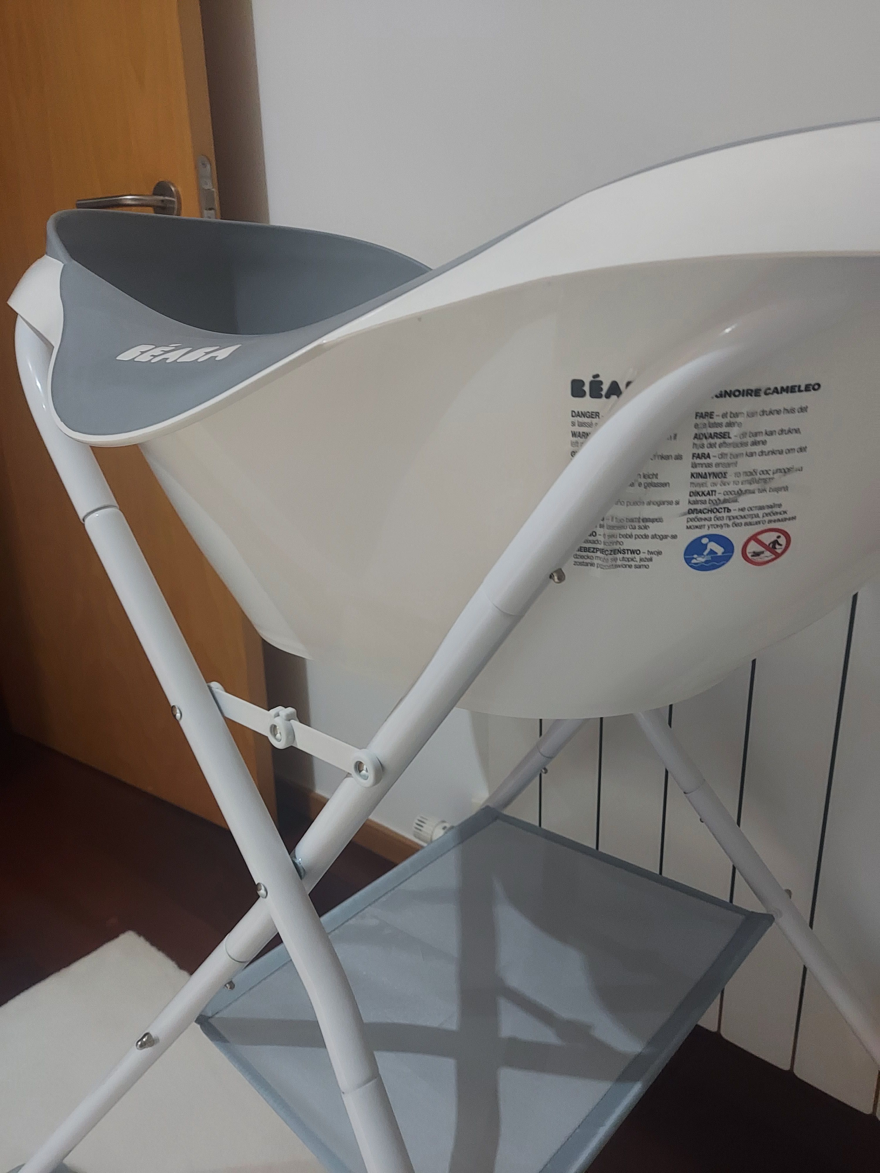 Banheira Beaba com suporte