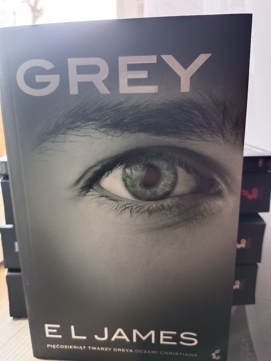 Pięćdziesiąt twarzy Greya 1 i 2 tom+Grey+film dvd