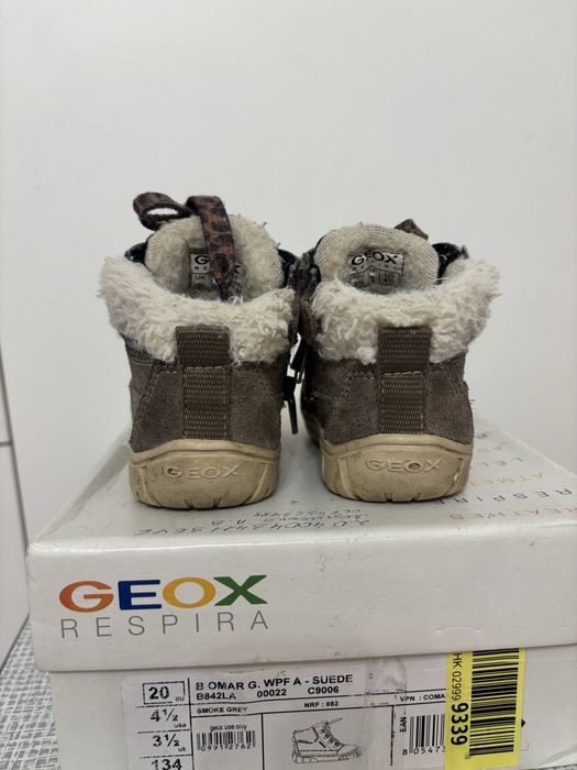 Зимові черевики чобітки Geox