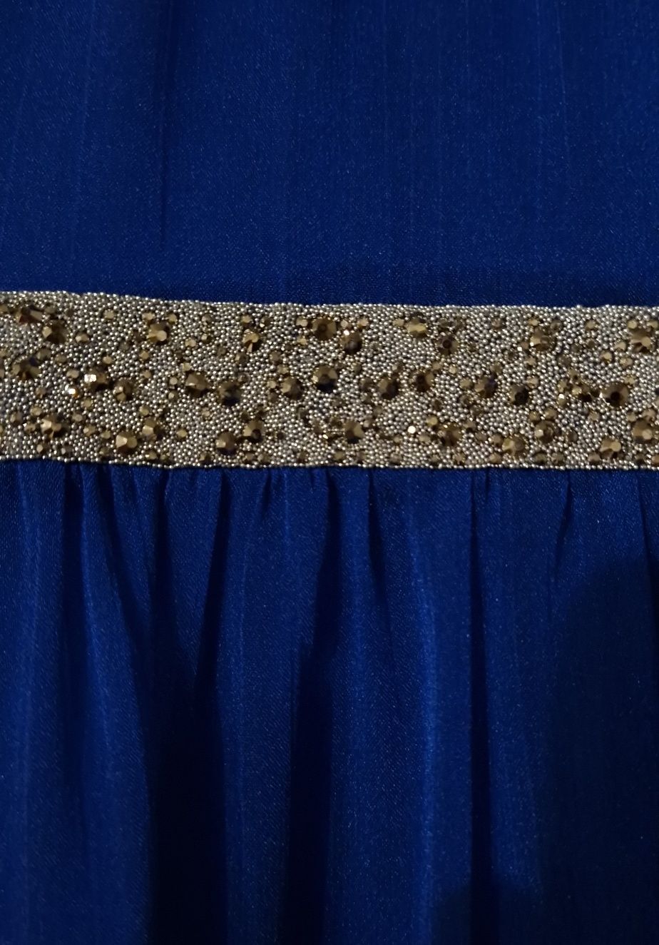 Długa elegancka suknia