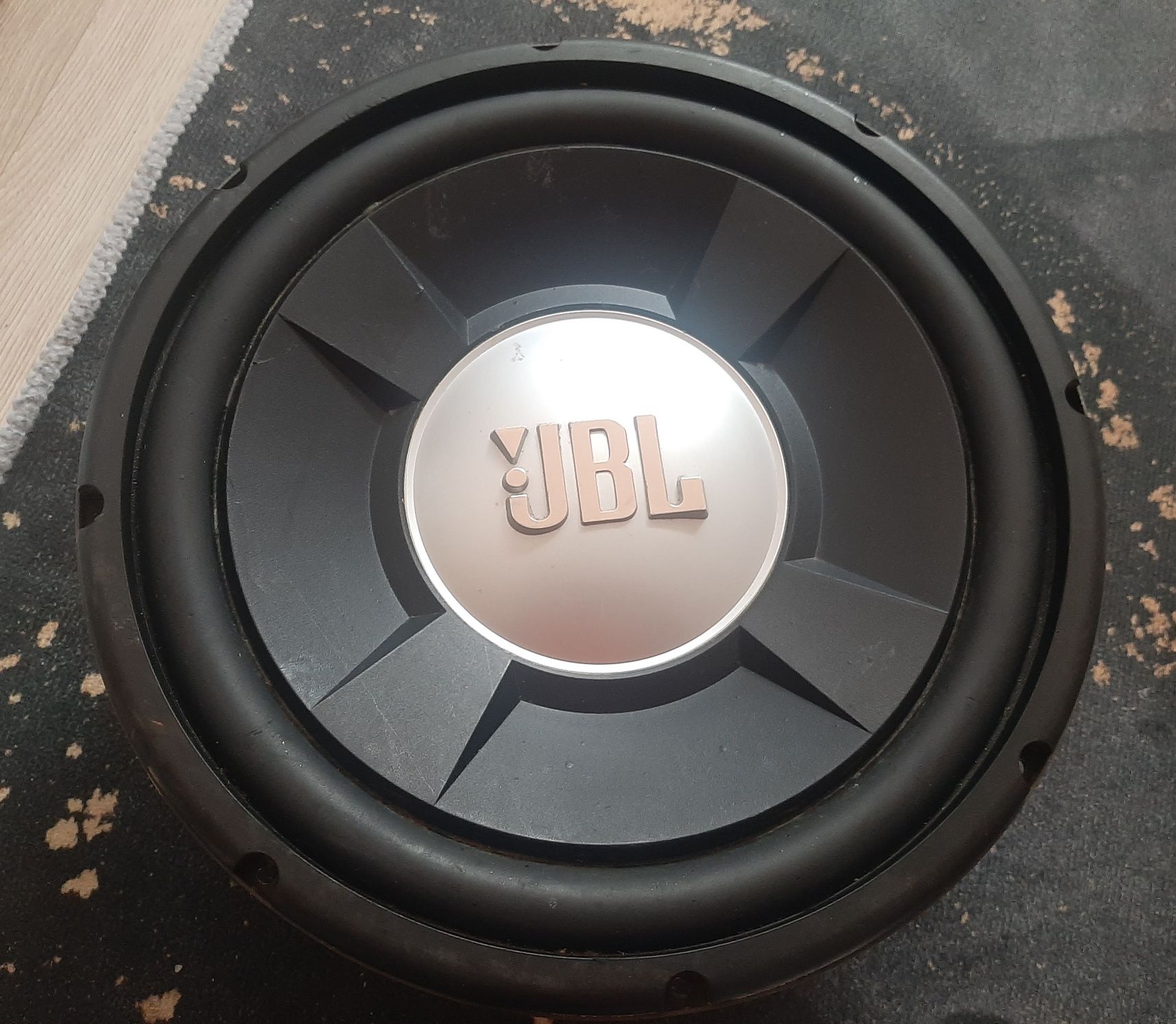 Skrzynia basowa subwoofer tuba Głośnik 30cm JBL GTO 1202D
