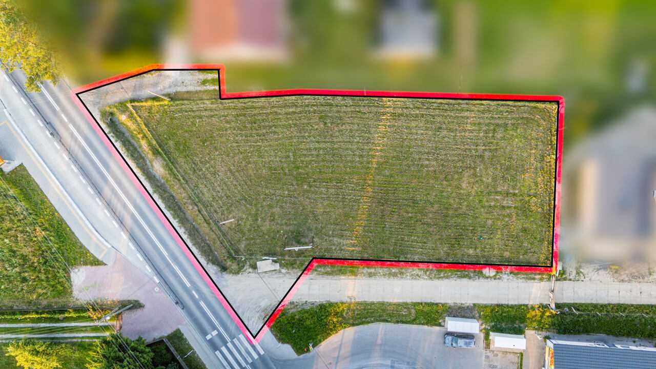 Działka pod budynek handlowo-usługowy