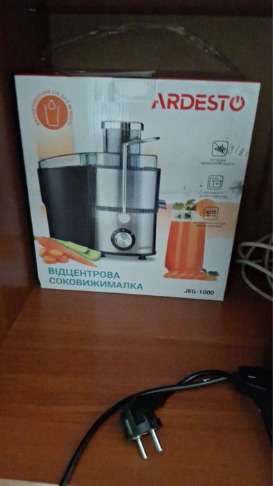 Продам мультипечь и соковыжималку