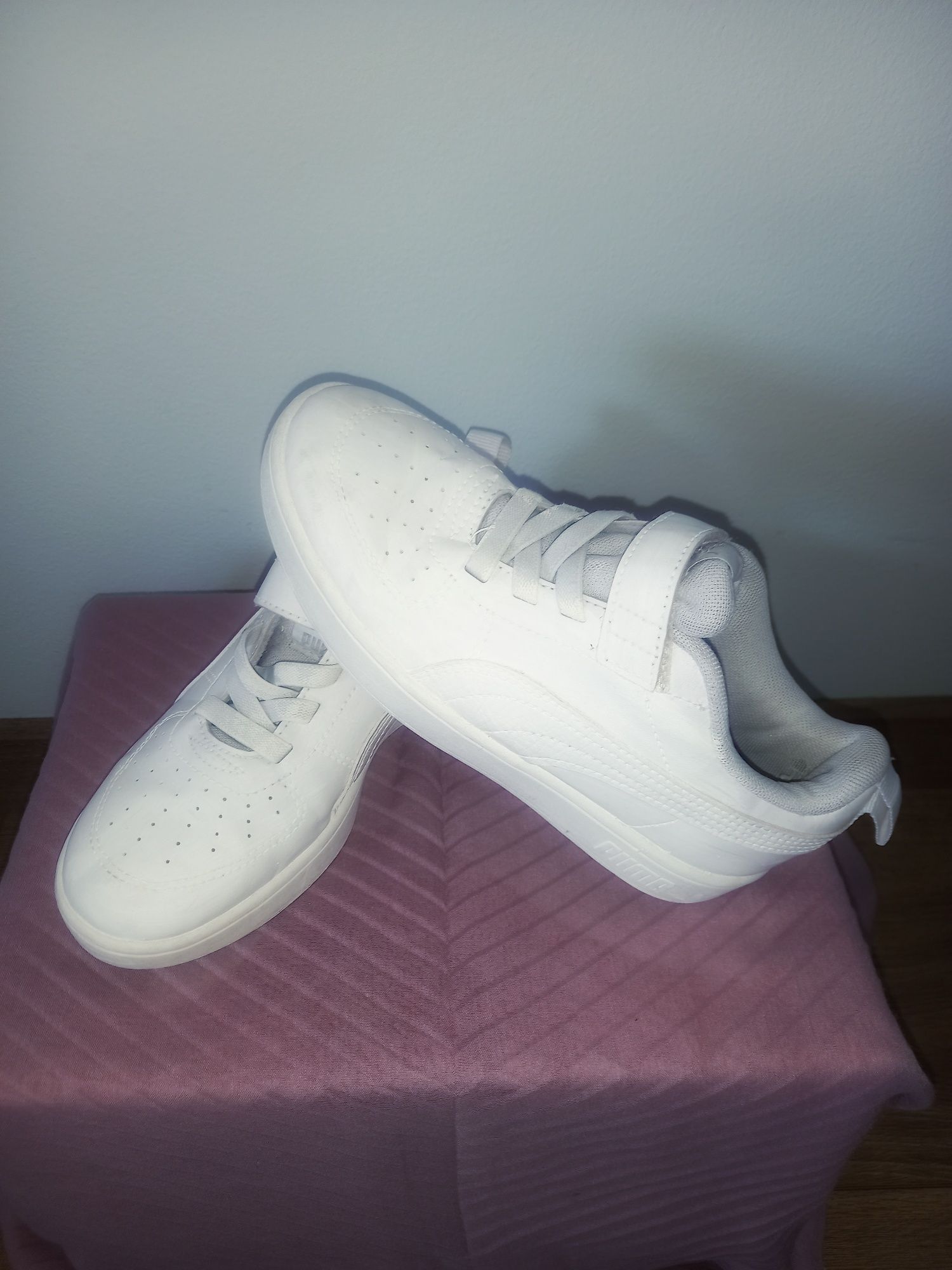 33 Buty sportowe Puma