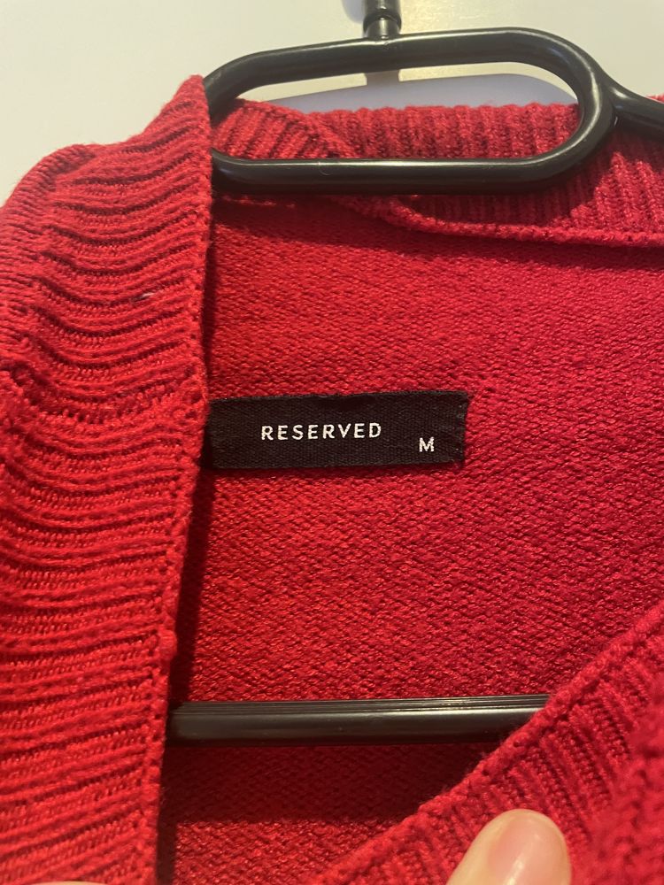 Swetet czerwony Reserved