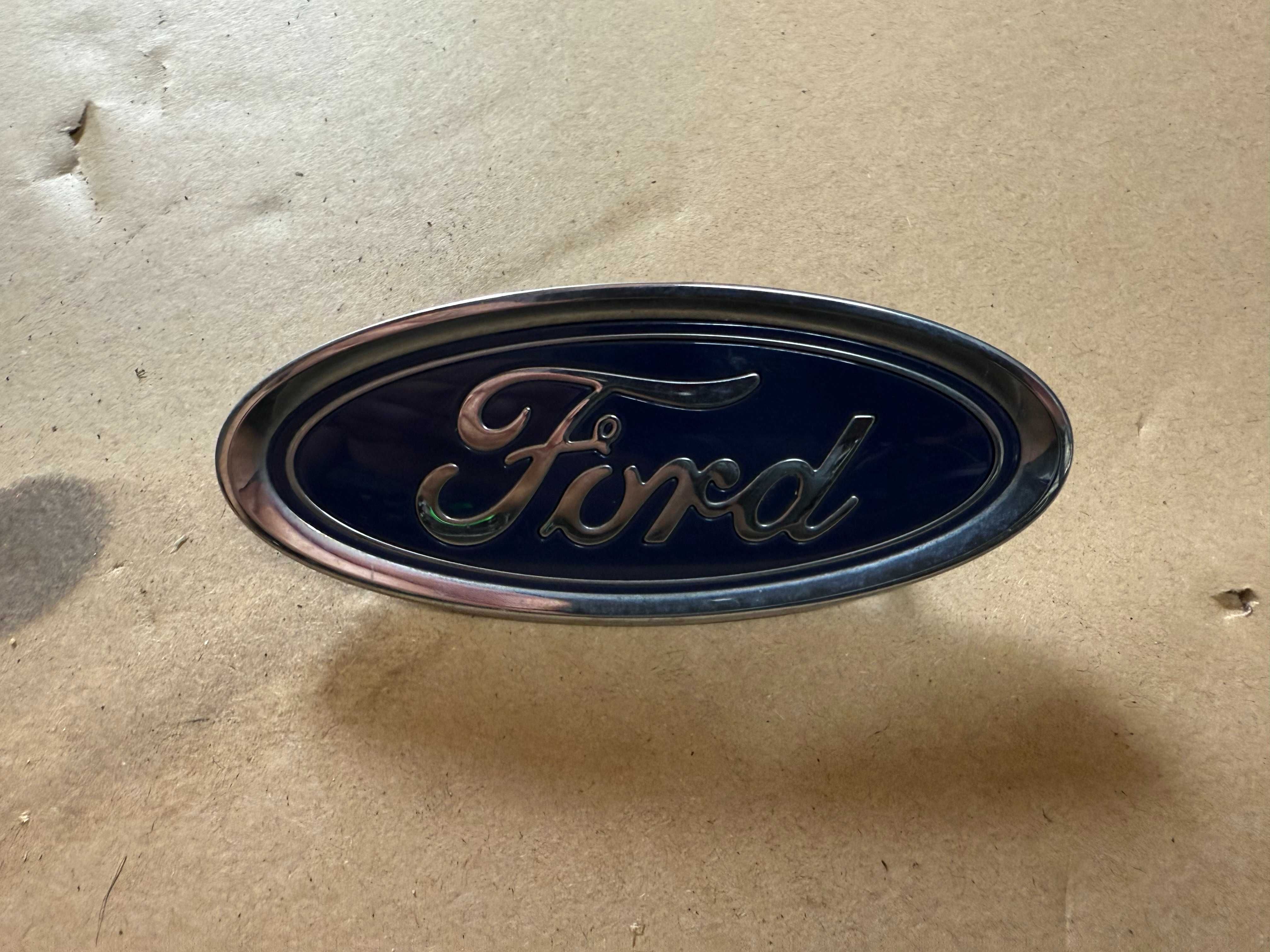 Ford Mondeo mk5 znaczek emblemat przód oryginał