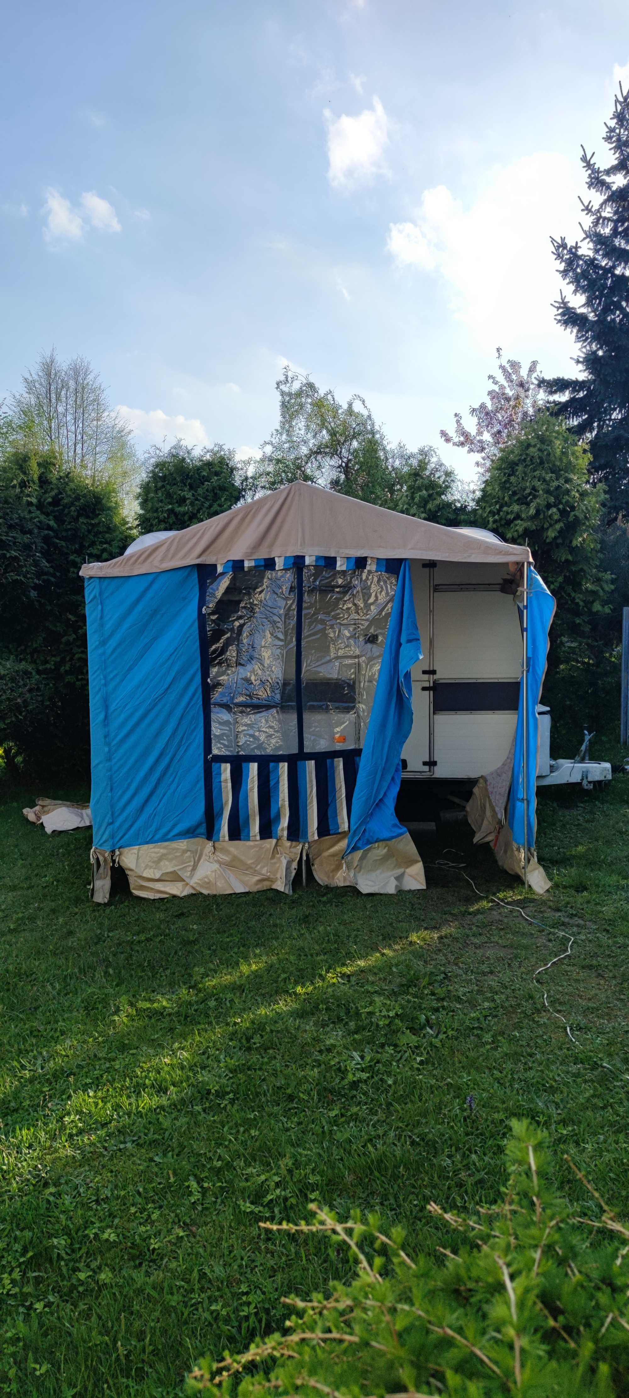 Przyczepka kempingowa Adria 330 SLB z przedsionkiem