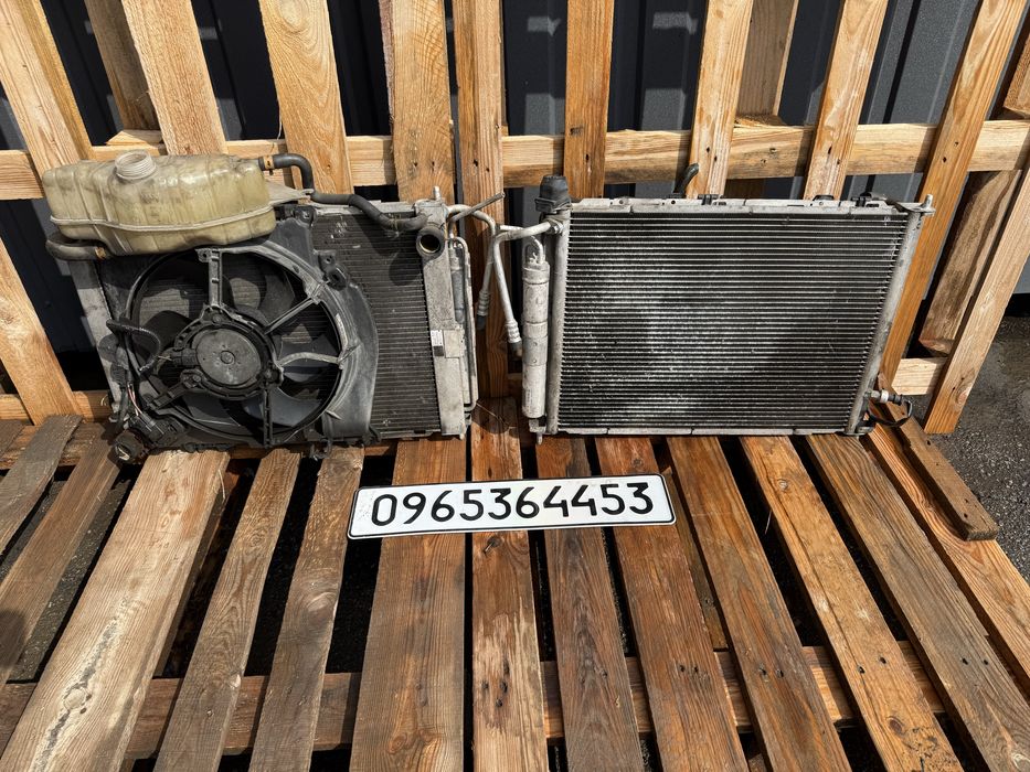 Радіатор охолодженя з кондеціонером Renault Clio 3