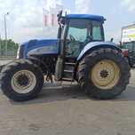 New Holland TG230  TG T 8000 Ciągnik rolniczy, 230 koni, 2005