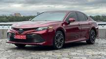 Продам Toyota Camry 70 2018 Hybrid .