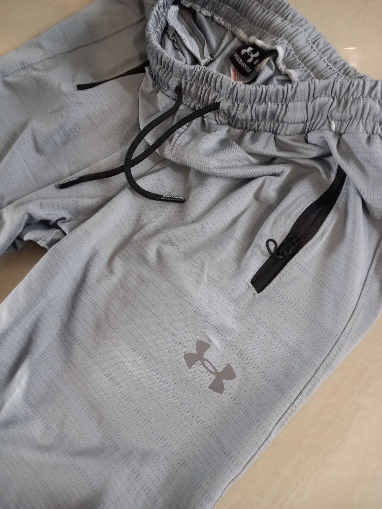 Under Armour spodenki M IDEAŁ