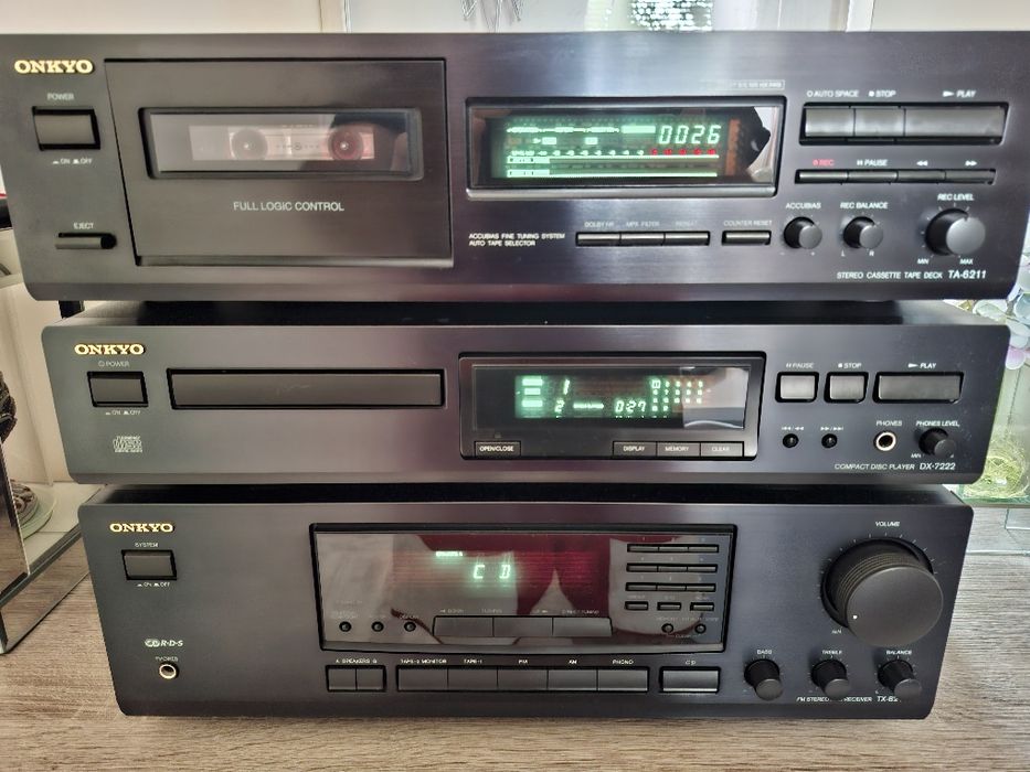 Wieża stereo Onkyo, stan fabryczny !! Z pilotem.