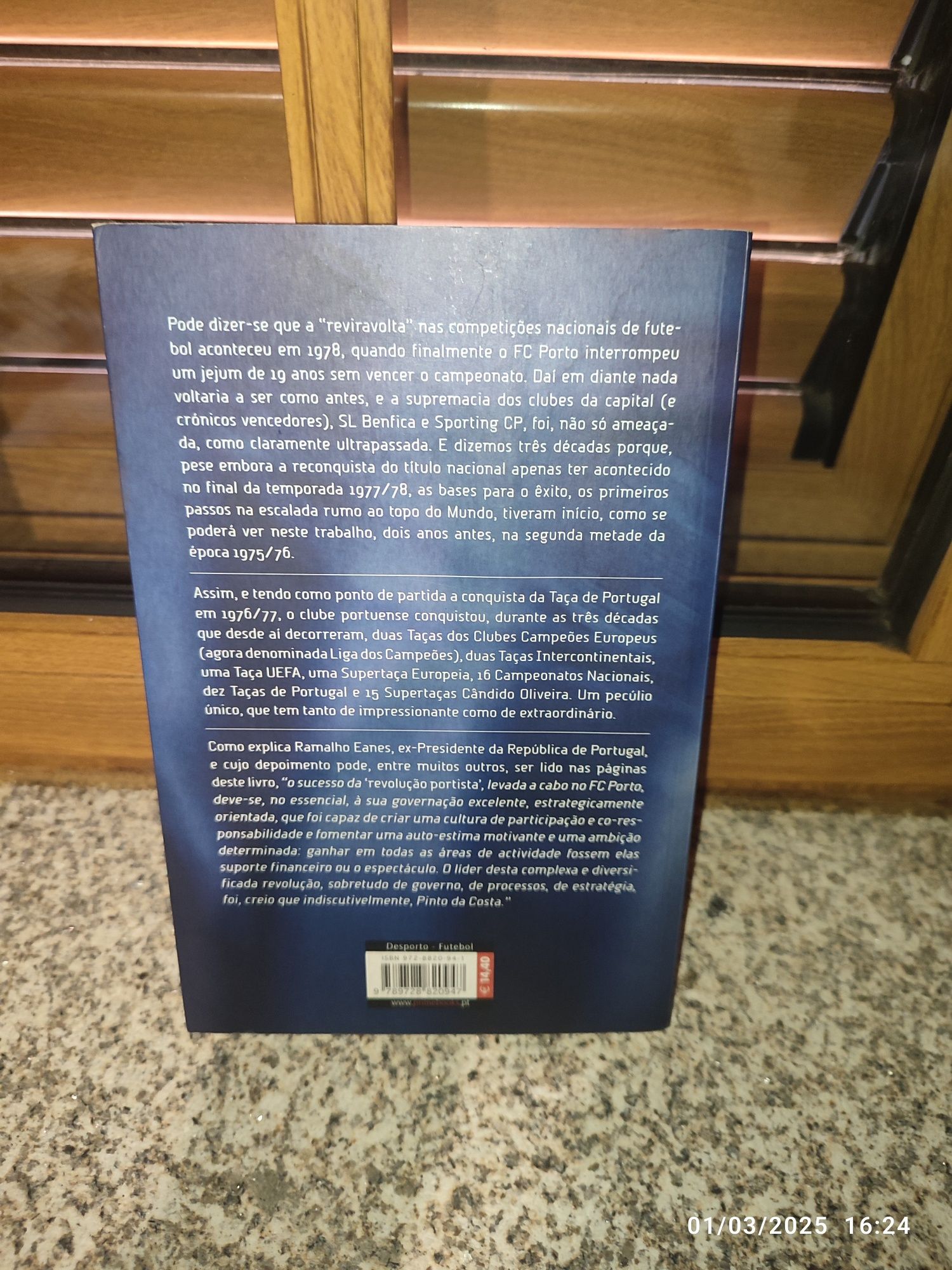 Livro 'Mui Nobre e Sempre Invicto Clube do Porto'