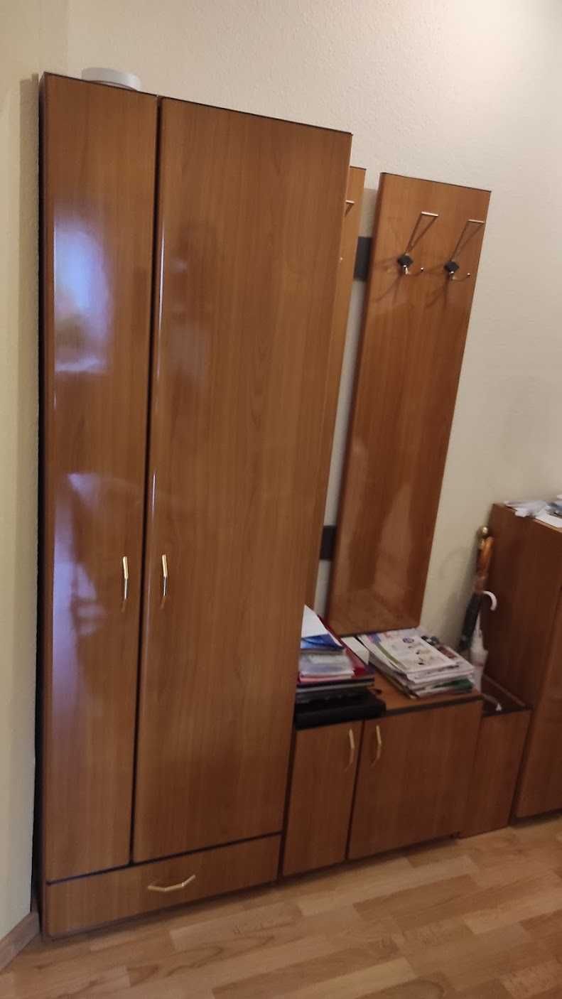 Meble używane z Niemiec dębowe komoda szafa witryna WYPRZEDAŻ