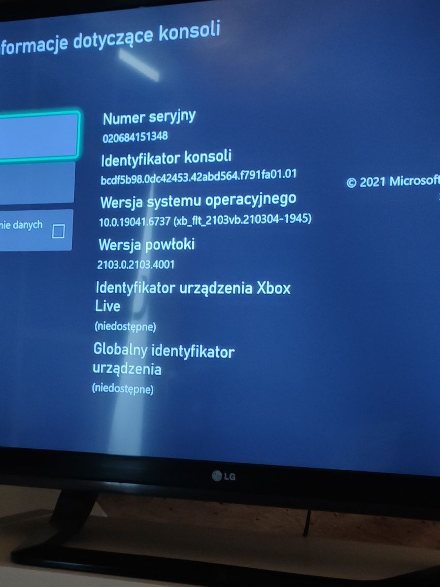 Konsola xbox one + kinect i 7 gier + wiedźmin + pad