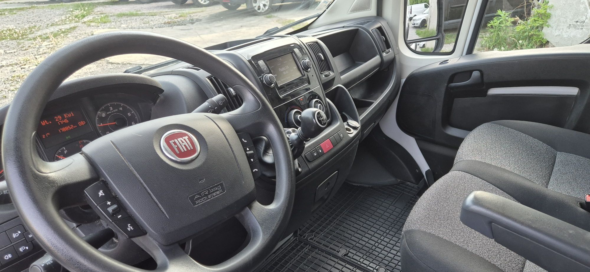 Wypożyczalnia samochodów dostawczych Fiat Ducato L3H2 2.3JTD 2020