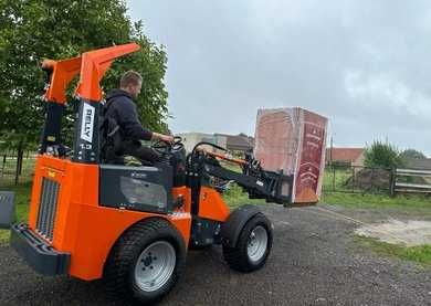 NOWA Mini ładowarka Kołowa RELLY- Układarka Do Kostki udźwig 1400 kg