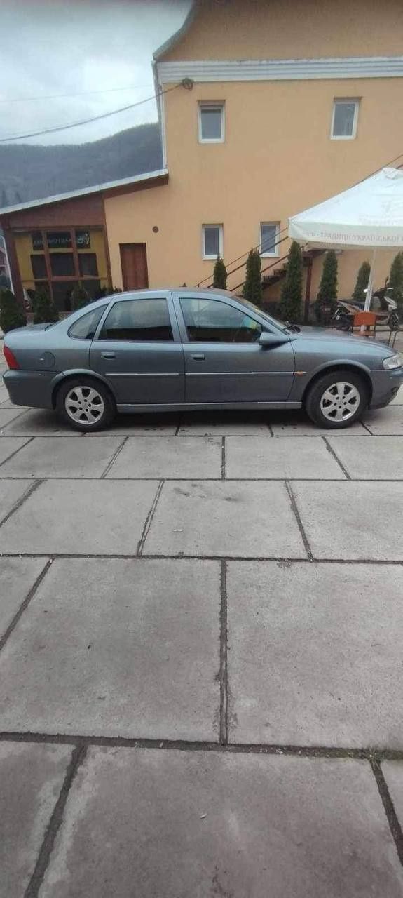 Автомобіль Opel Vectra