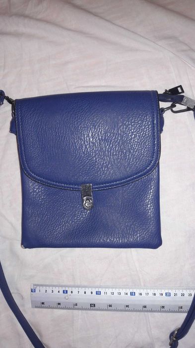 сумки рюкзаки бананка модні шкіряні жіночі, дитячі. Все по 55 грн