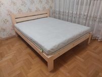 "Дерев'яне ліжко" Tаmpere. Деревянная кровать.