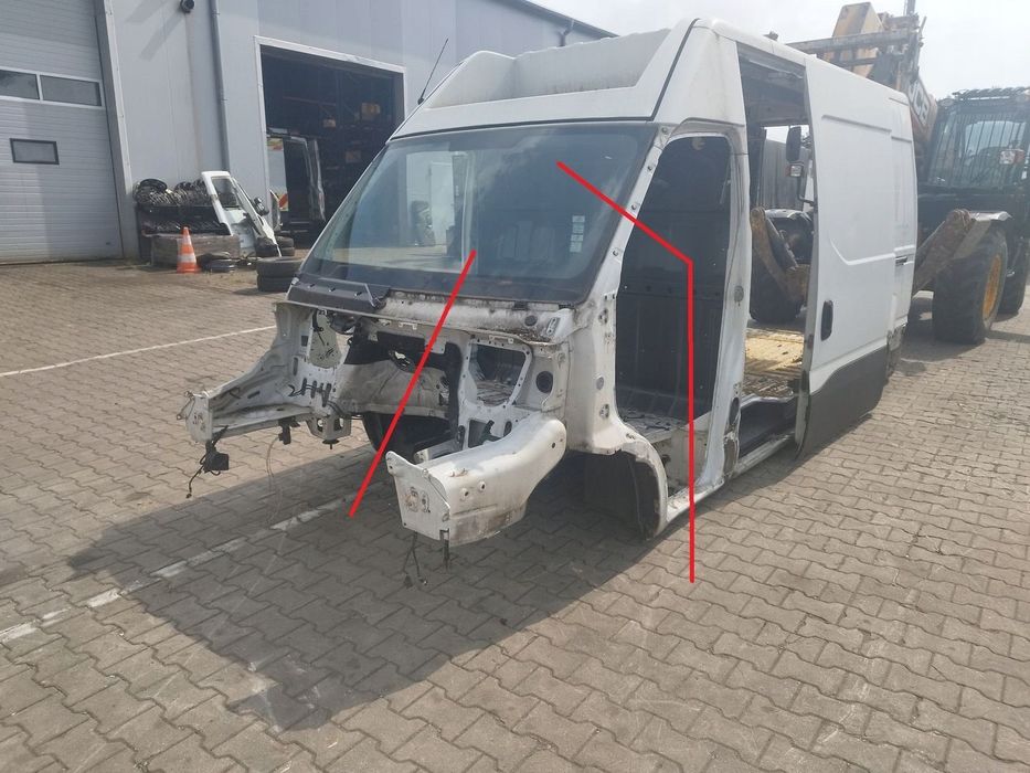 CWIARTKA PRZEDNIA PRZOD LEWA IVECO DAILY 2014R-