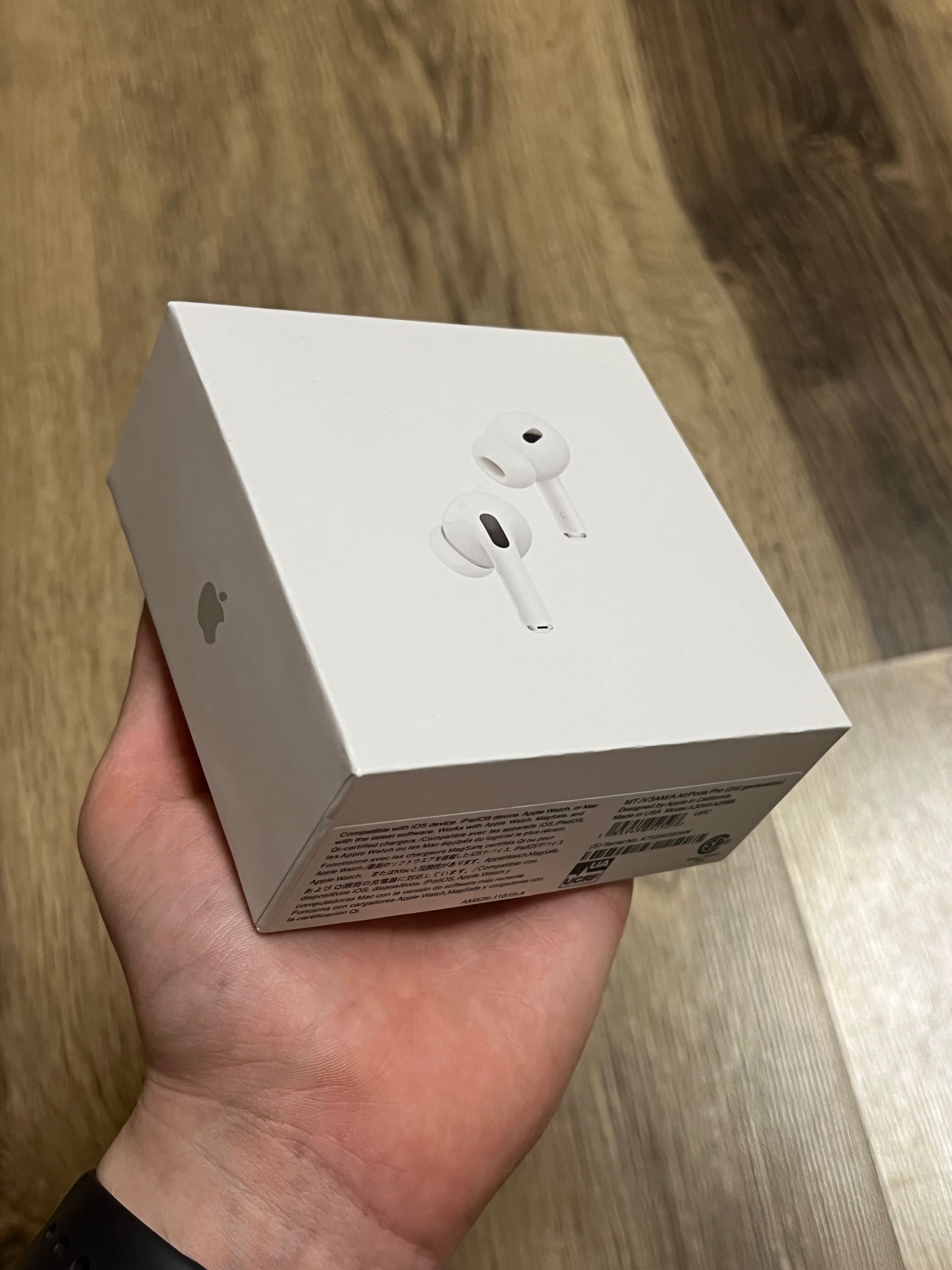 airpods pro 2 (open box)