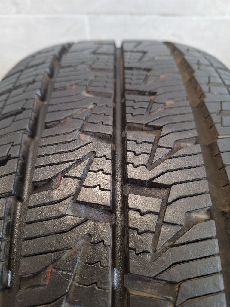 Opona Całoroczna Continental VanContact4Season 235/65R16C Pojedyńcza