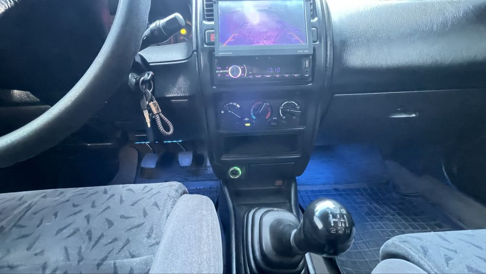 Nisan almera slx 1,4