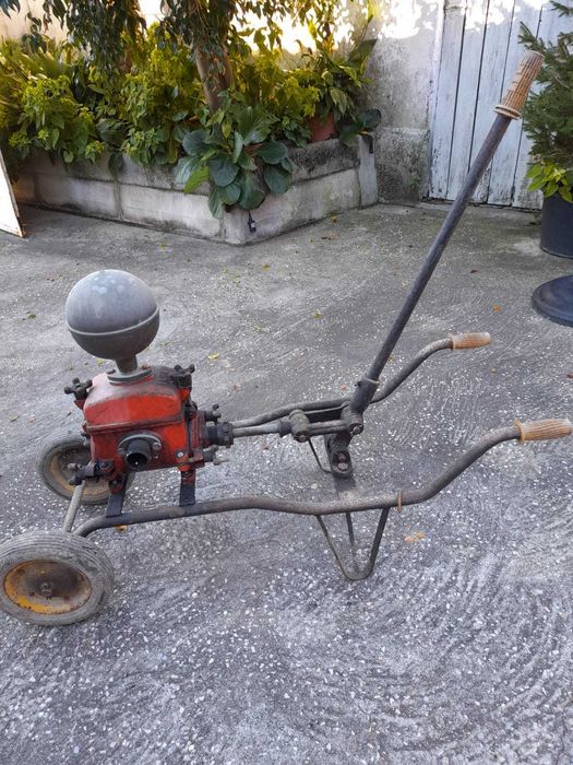 Máquina de engarrafar vinho