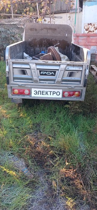 Электрический грузовой мотороллер