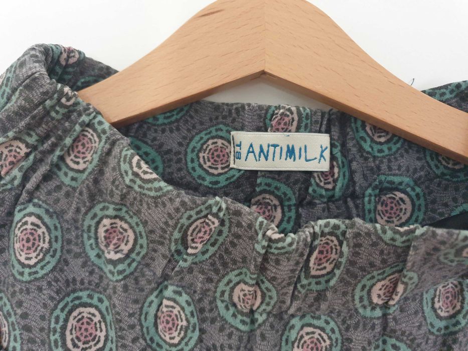 Saia-calção da Antimilk (8 anos)