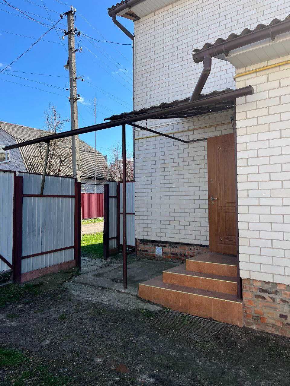 Частина будинку в центрі, вул. Самострова