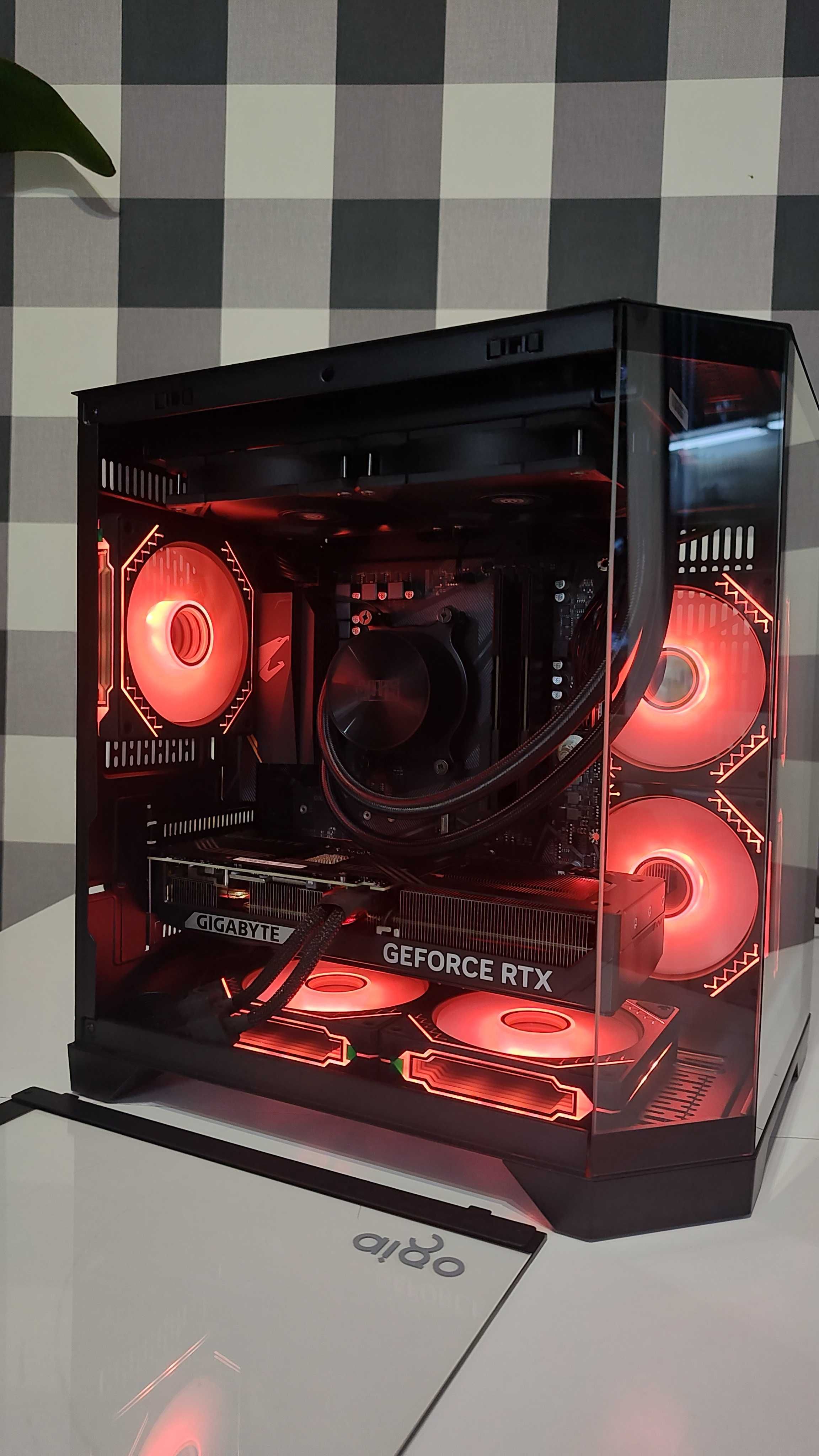 Komputer do gier Ryzen 7 rtx5070 Battlefield GTA Roblox Minecraft