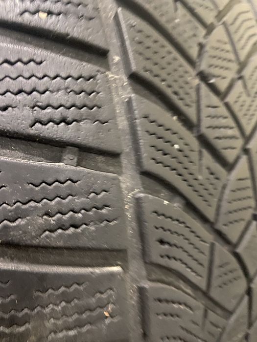 Резина зима Good Year 225/55/17