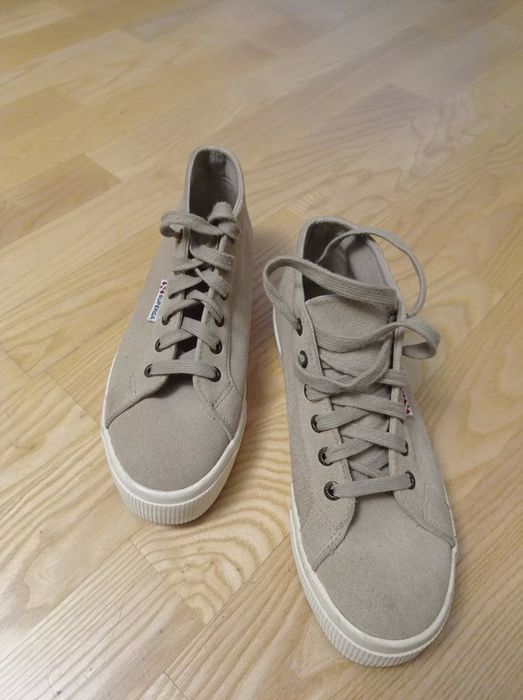 Skórzane zamszowe trampki do kostki Superga 38