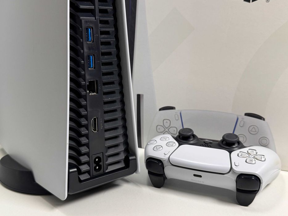 Konsola PlayStation 5 PS5 825GB z Padem Napędem Super Stan Gwarancja