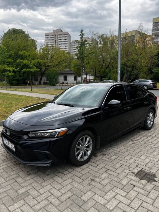 Sprzedam Hondę Civic 2021 model 2022 widealnym stanie