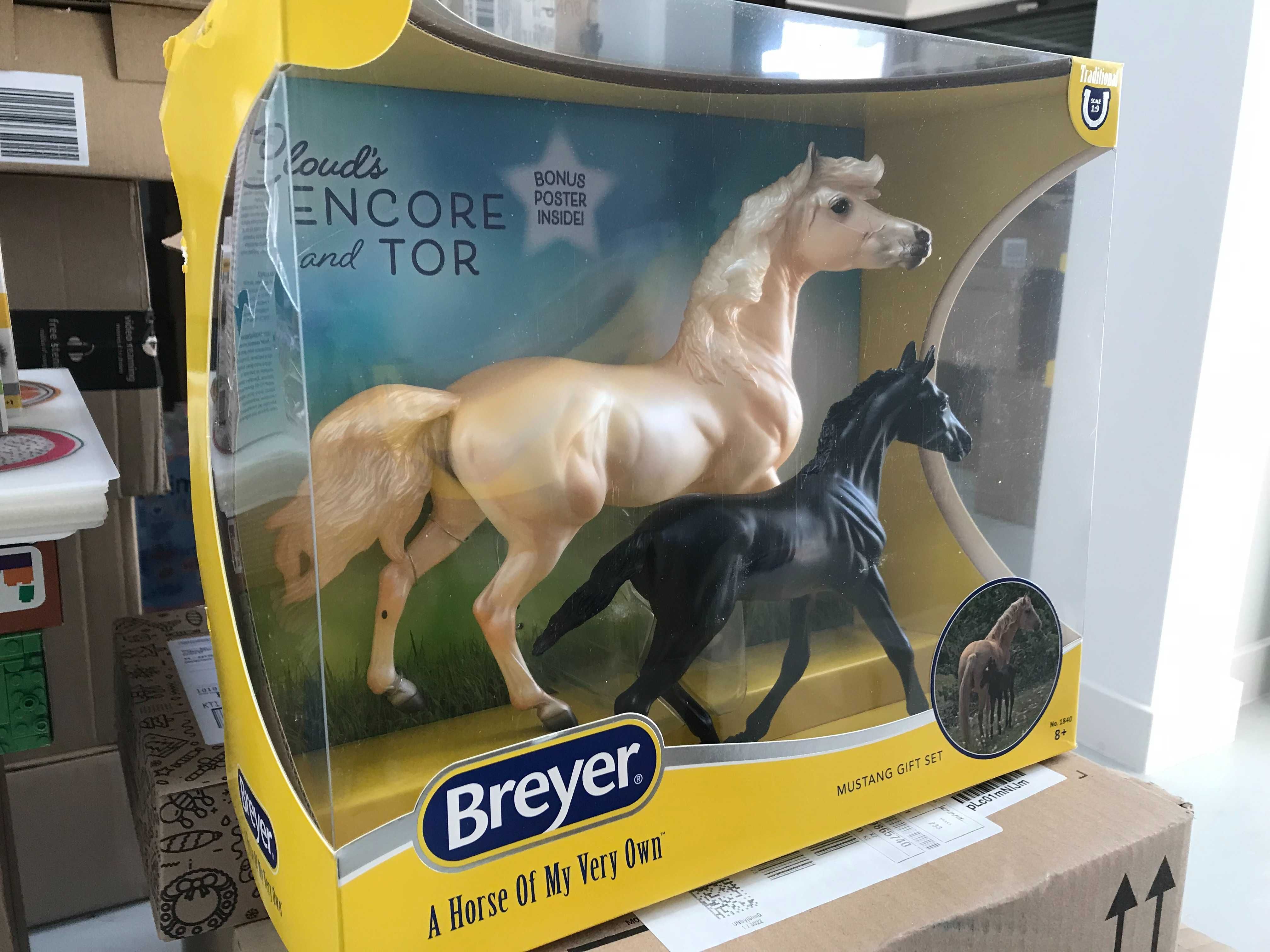 Breyer Horses Traditional Encore & Tor 1:9 Scale Model 1840, nowe