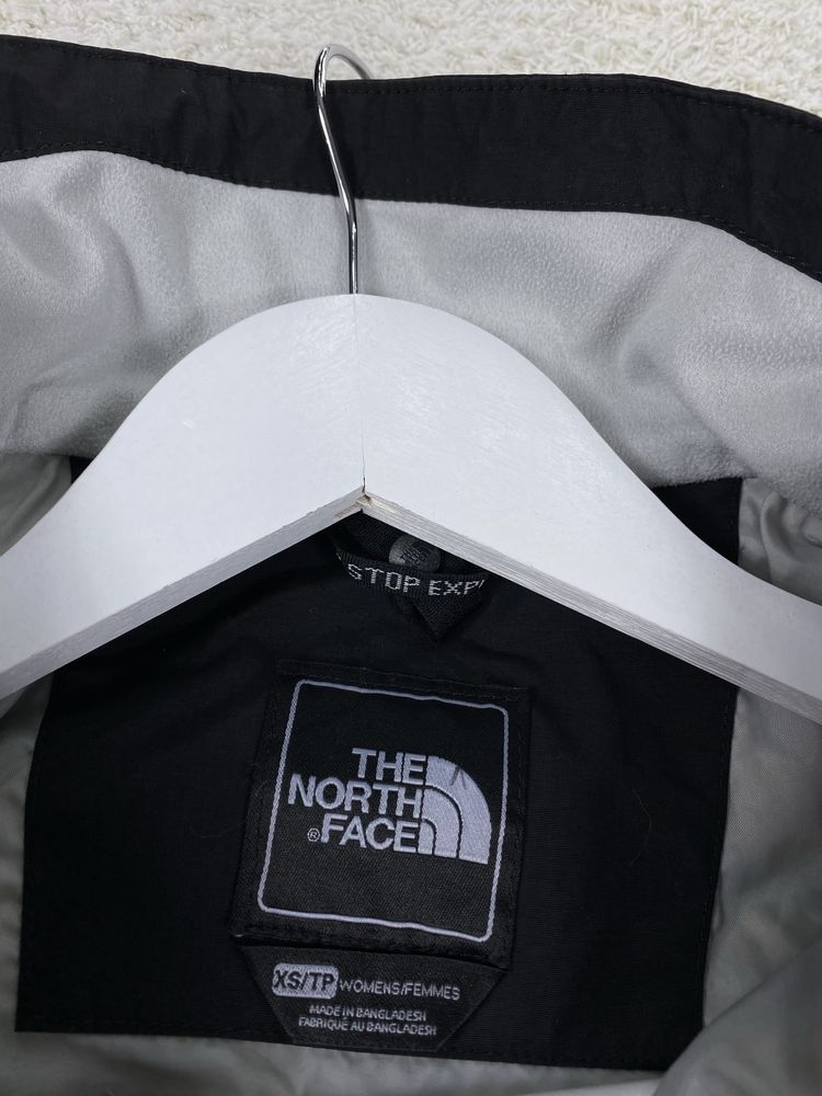 Ветровка The North Face Hyvent big logo nsw swoosh tech fleece