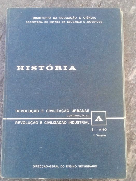 livros escolares de historia e outros