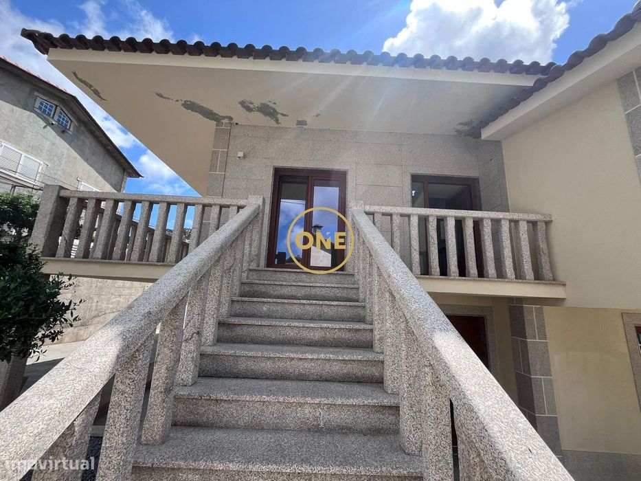 Arredamento Andar Moradia T3 em Chorente, Barcelos