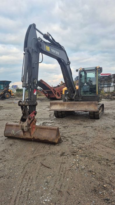Koparka gąsienicowa VOLVO ECR88D 2018 Rok, Cena netto 125 000 PLN