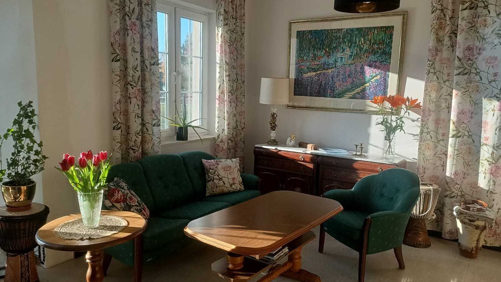 Stylizowana sofa + fotel- elegancka ozdoba salonu!